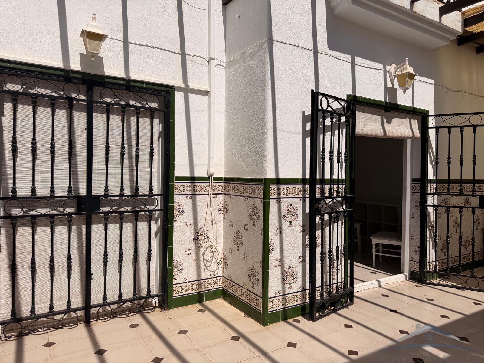 For sale of duplex in Aguadulce