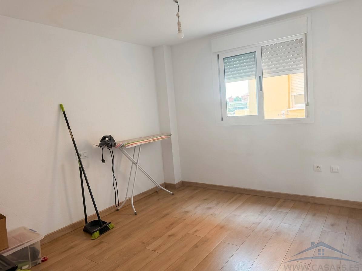 Venta de piso en Almería