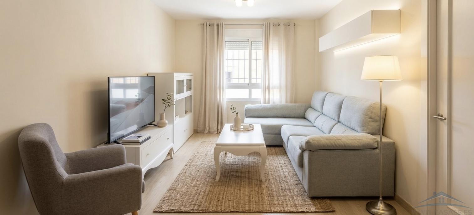 Venta de piso en Huércal de Almería