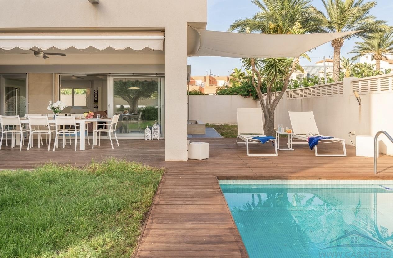 Alquiler de villa en Aguadulce