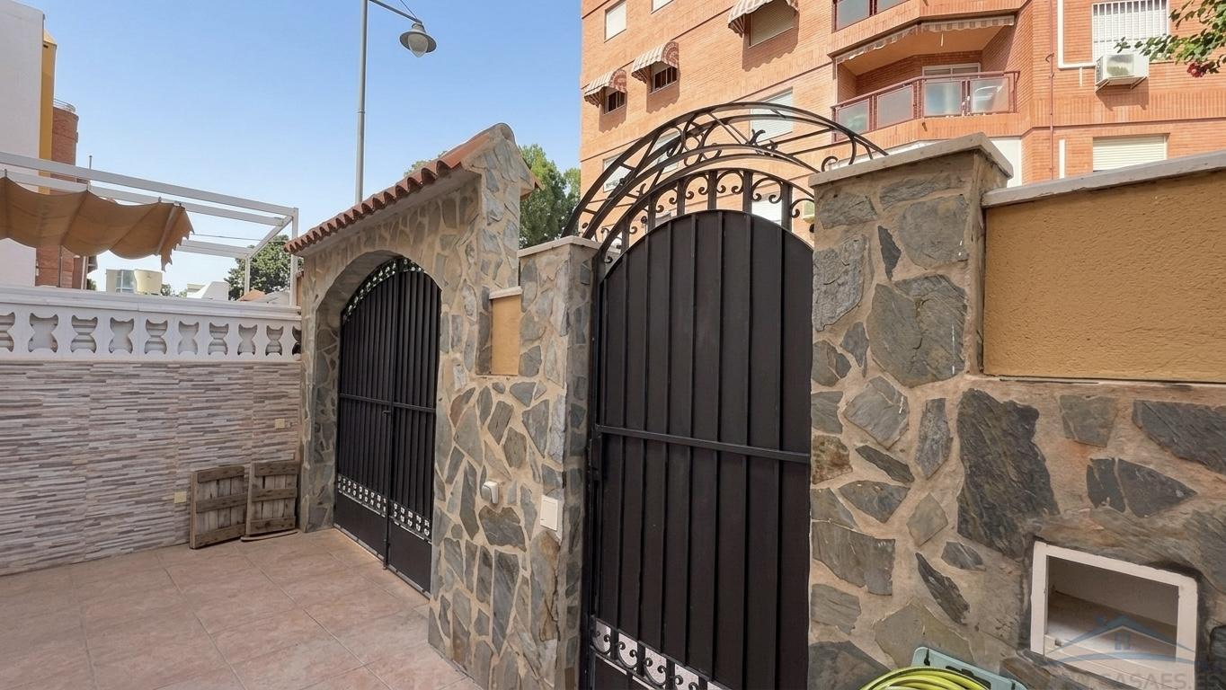 Venta de casa en Almería