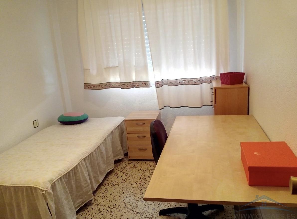 Venta de piso en Almería