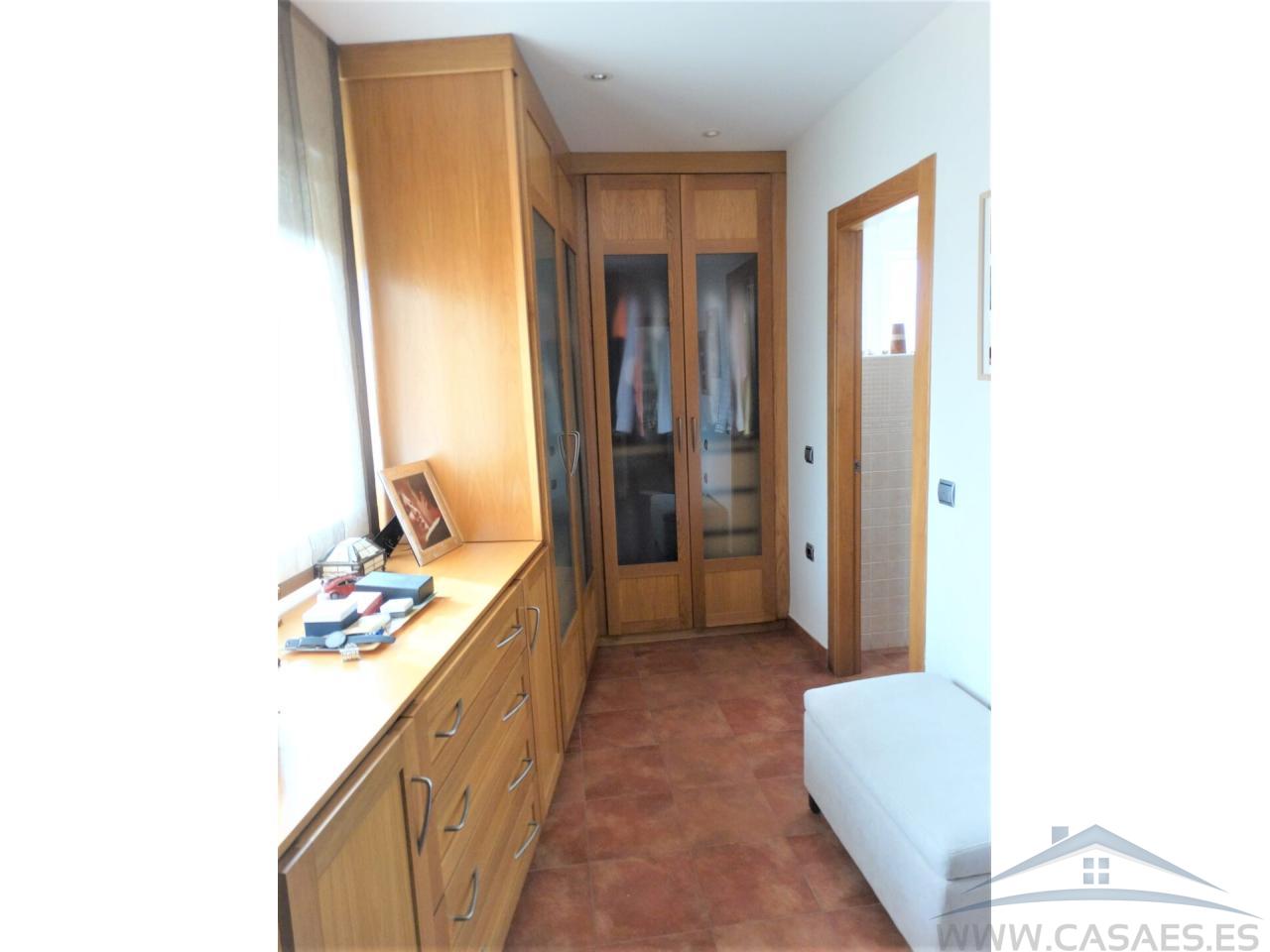 For sale of house in Almería