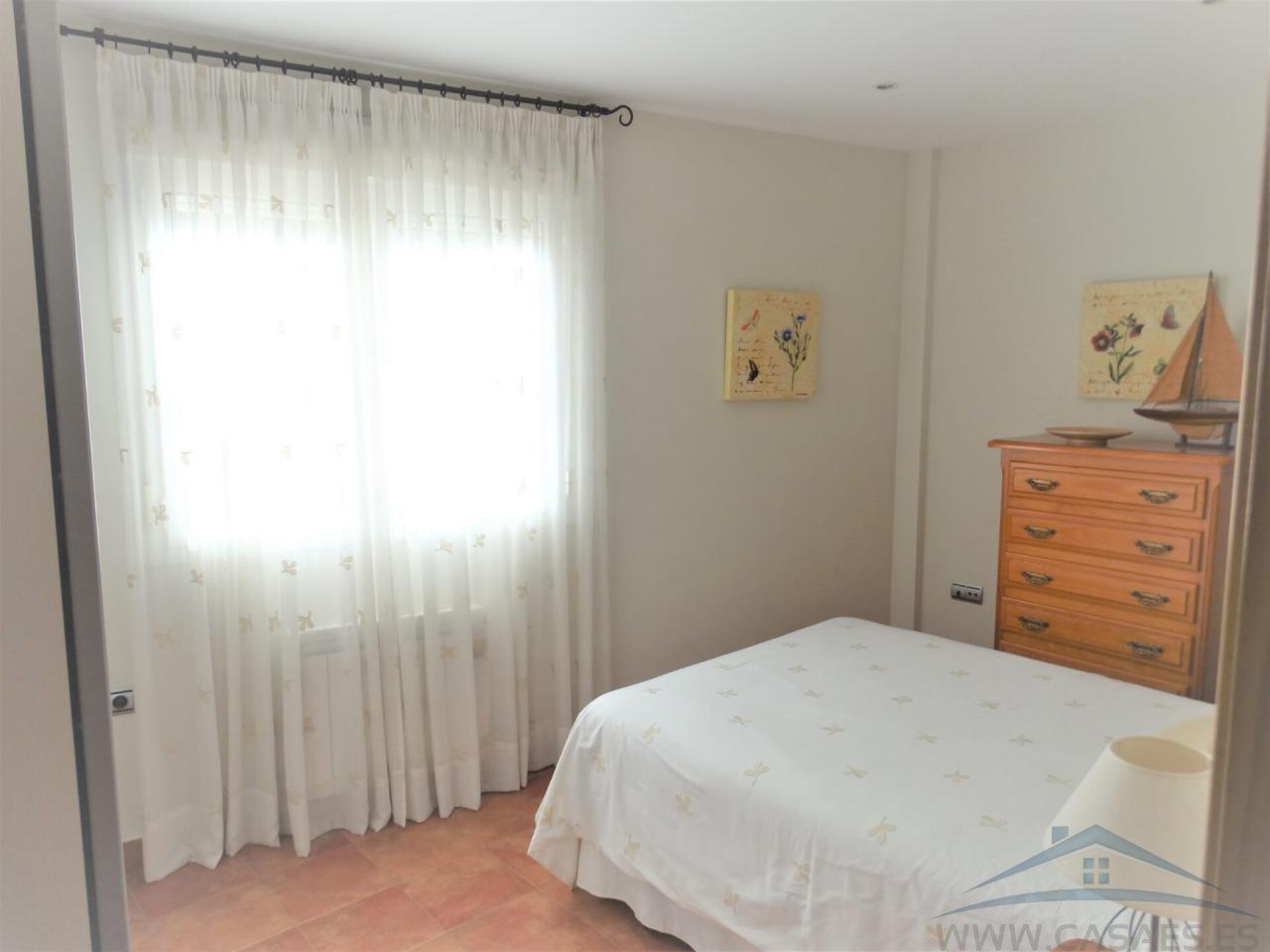 For sale of house in Almería