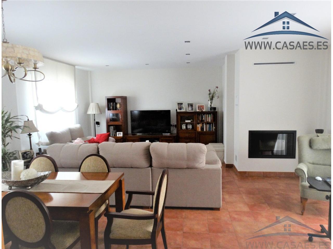 For sale of house in Almería