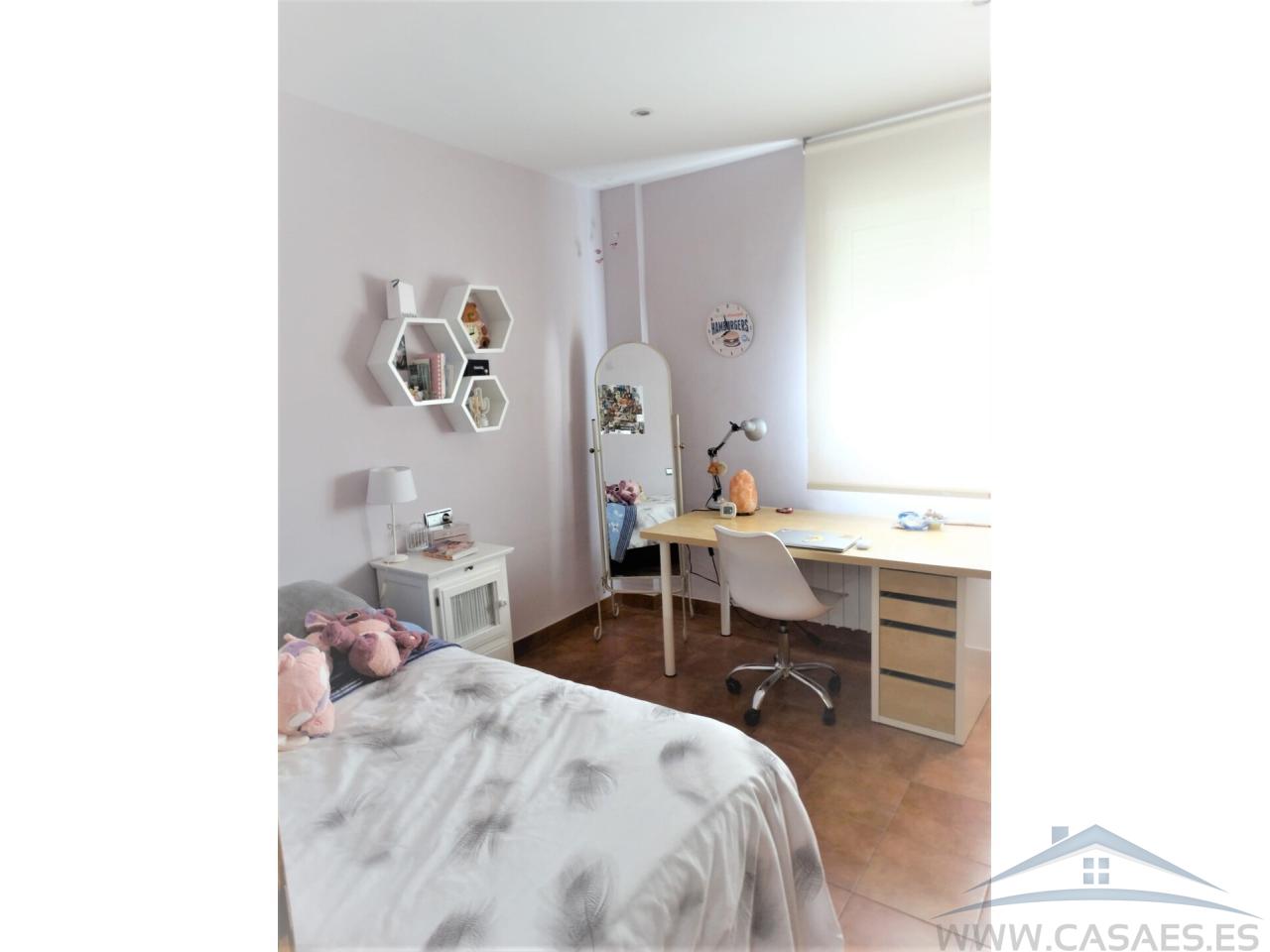 For sale of house in Almería