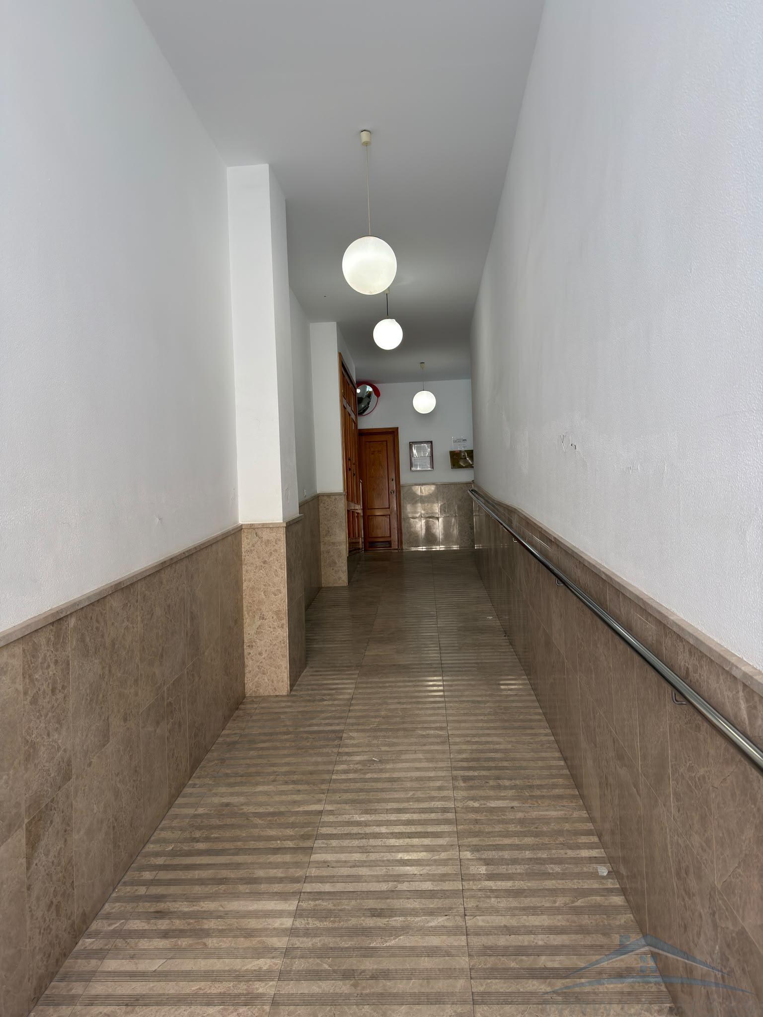 Venta de estudio en Almería