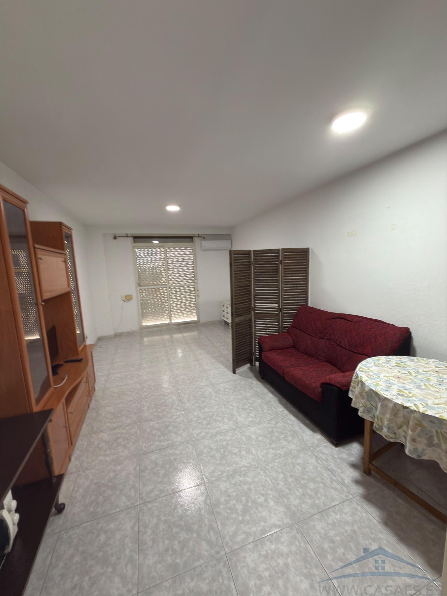 Venta de estudio en Almería