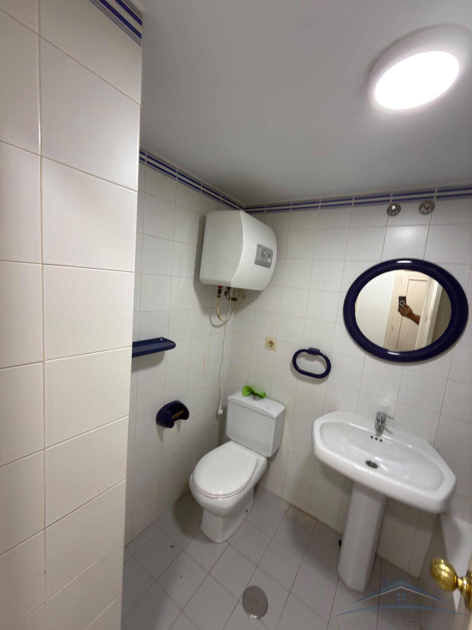 Venta de estudio en Almería