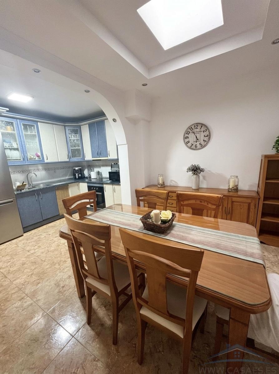 For sale of house in Vícar