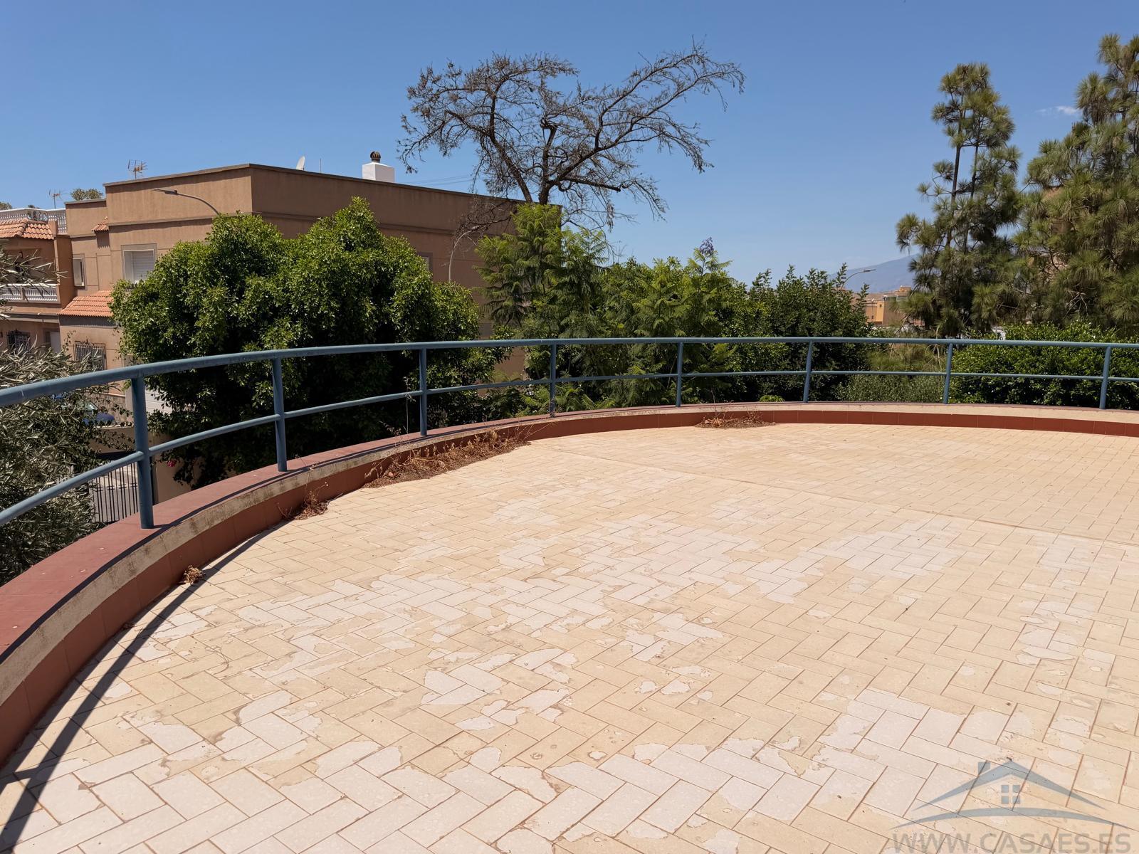 Venta de chalet en Roquetas de Mar