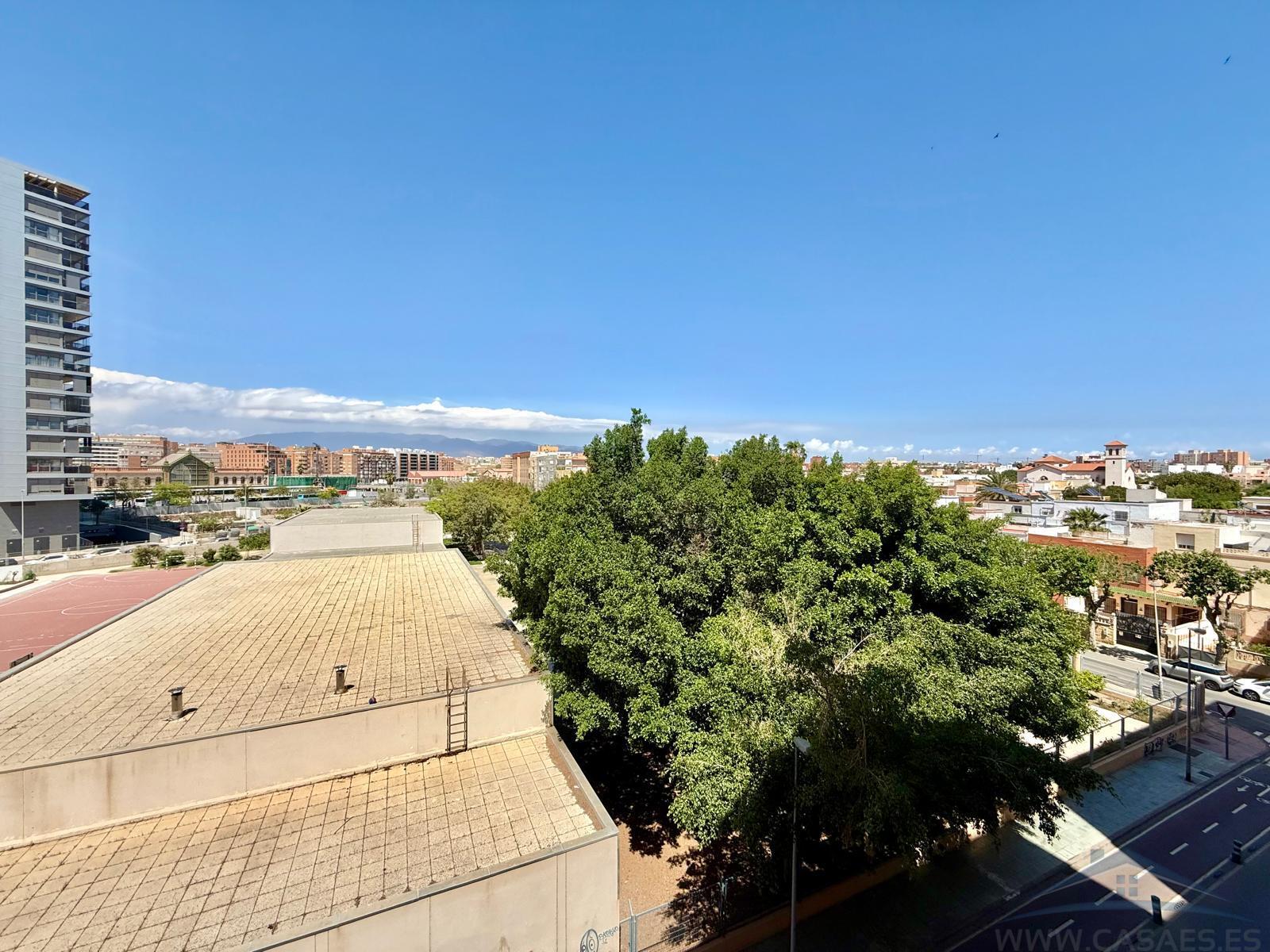 Venta de piso en Almería