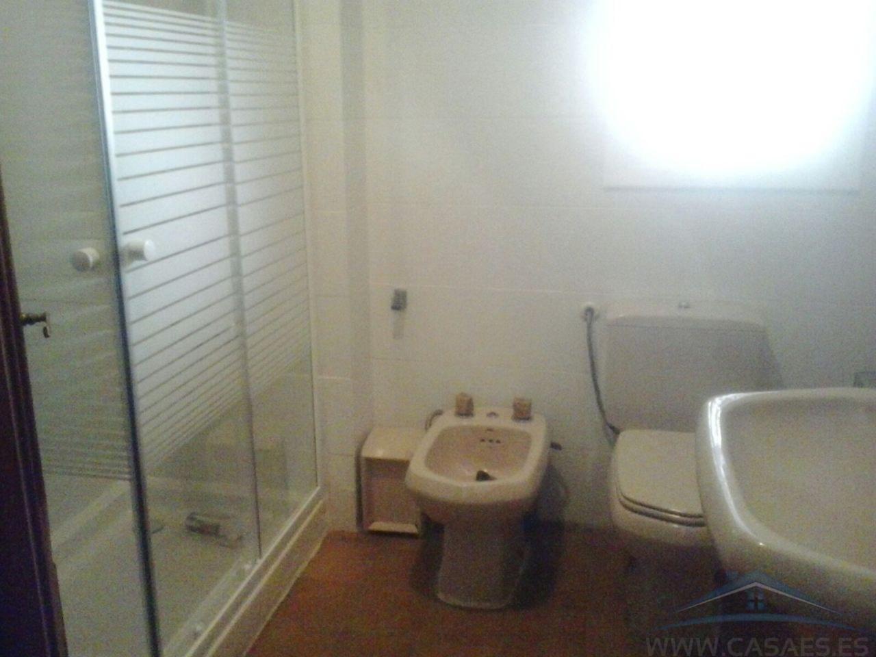 For sale of flat in Roquetas de Mar