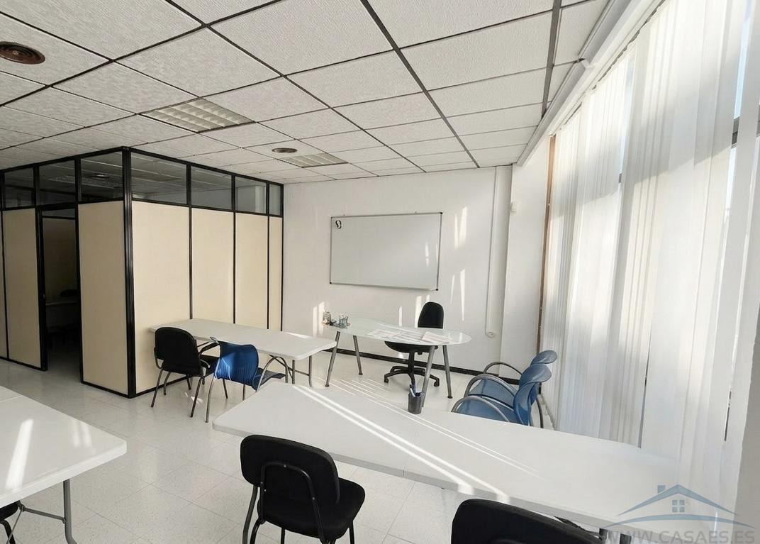 Alquiler de oficina en Aguadulce