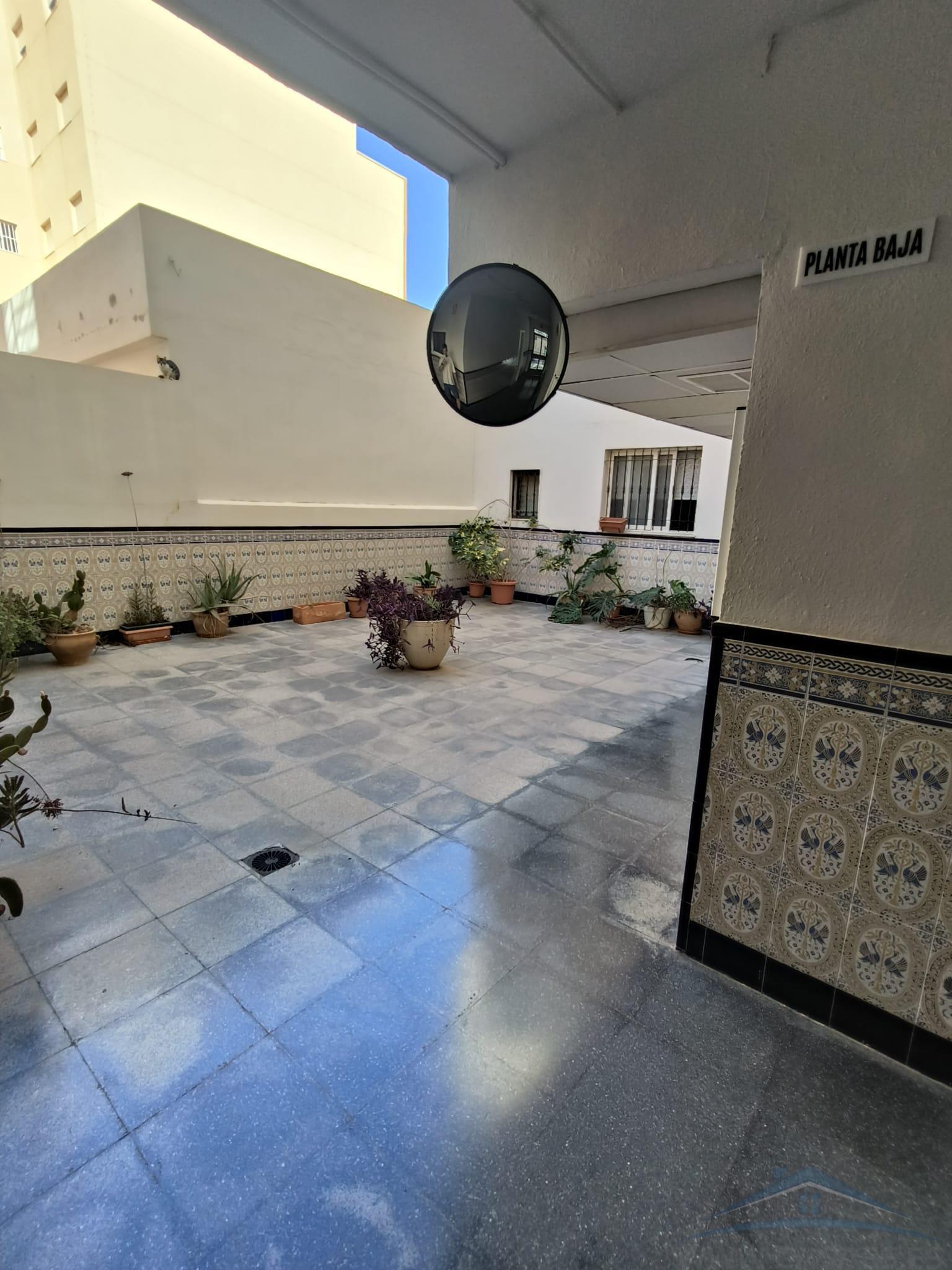 Alquiler de oficina en Aguadulce