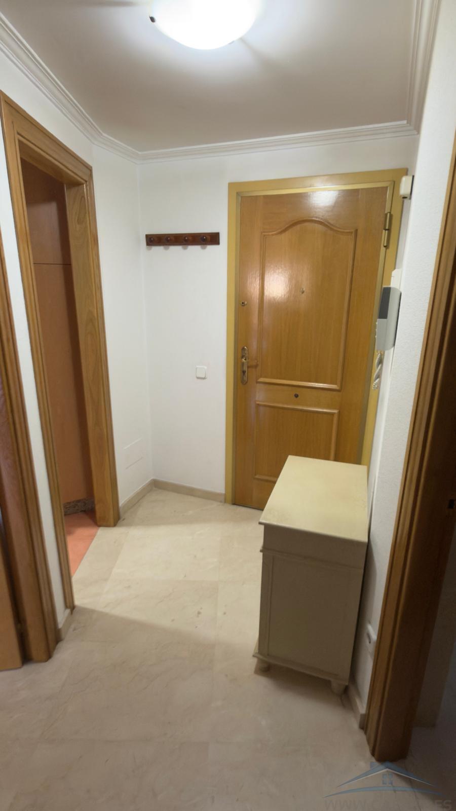 Venta de piso en Almería
