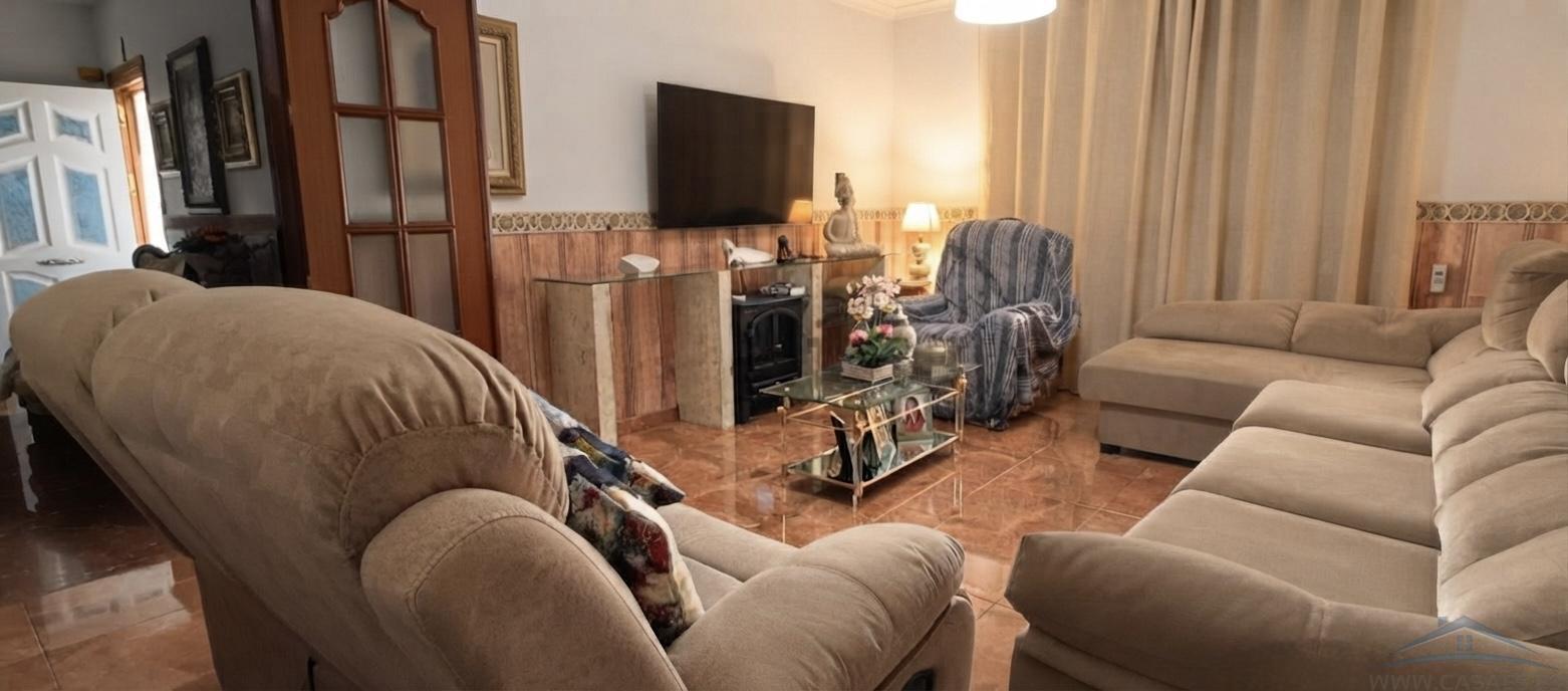 Venta de casa en Huércal de Almería