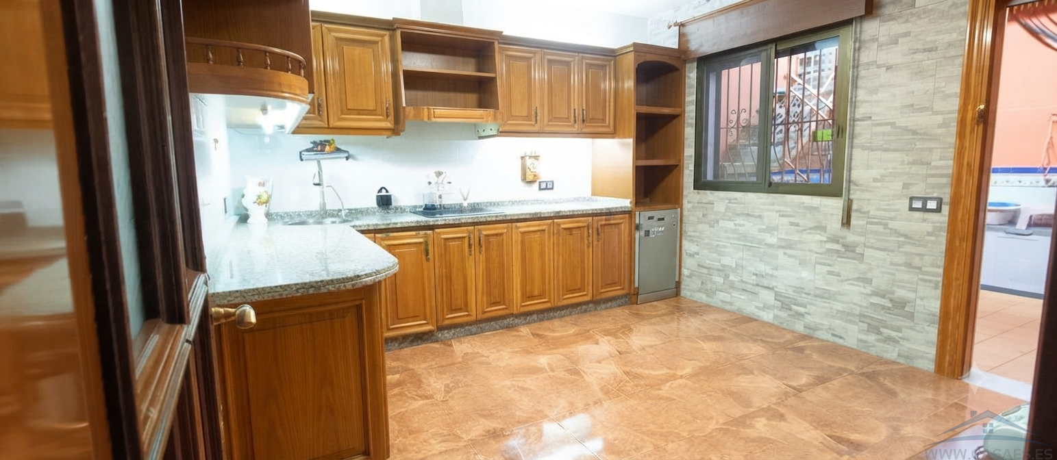 Venta de casa en Huércal de Almería