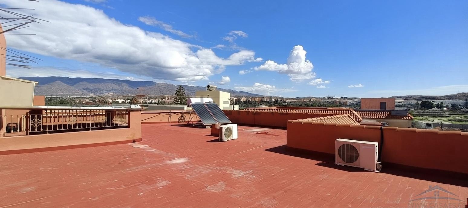 Venta de casa en Huércal de Almería