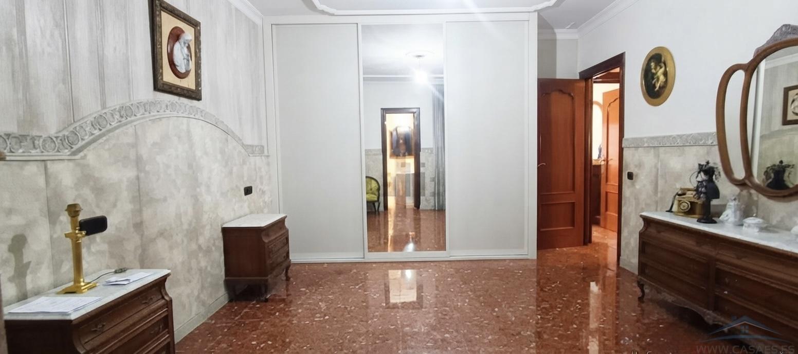 Venta de casa en Huércal de Almería