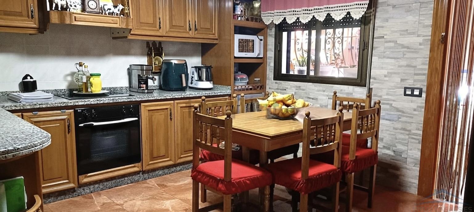 Venta de casa en Huércal de Almería
