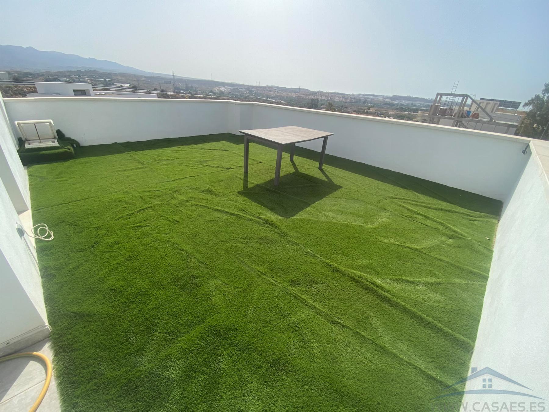 Venta de chalet en Huércal de Almería