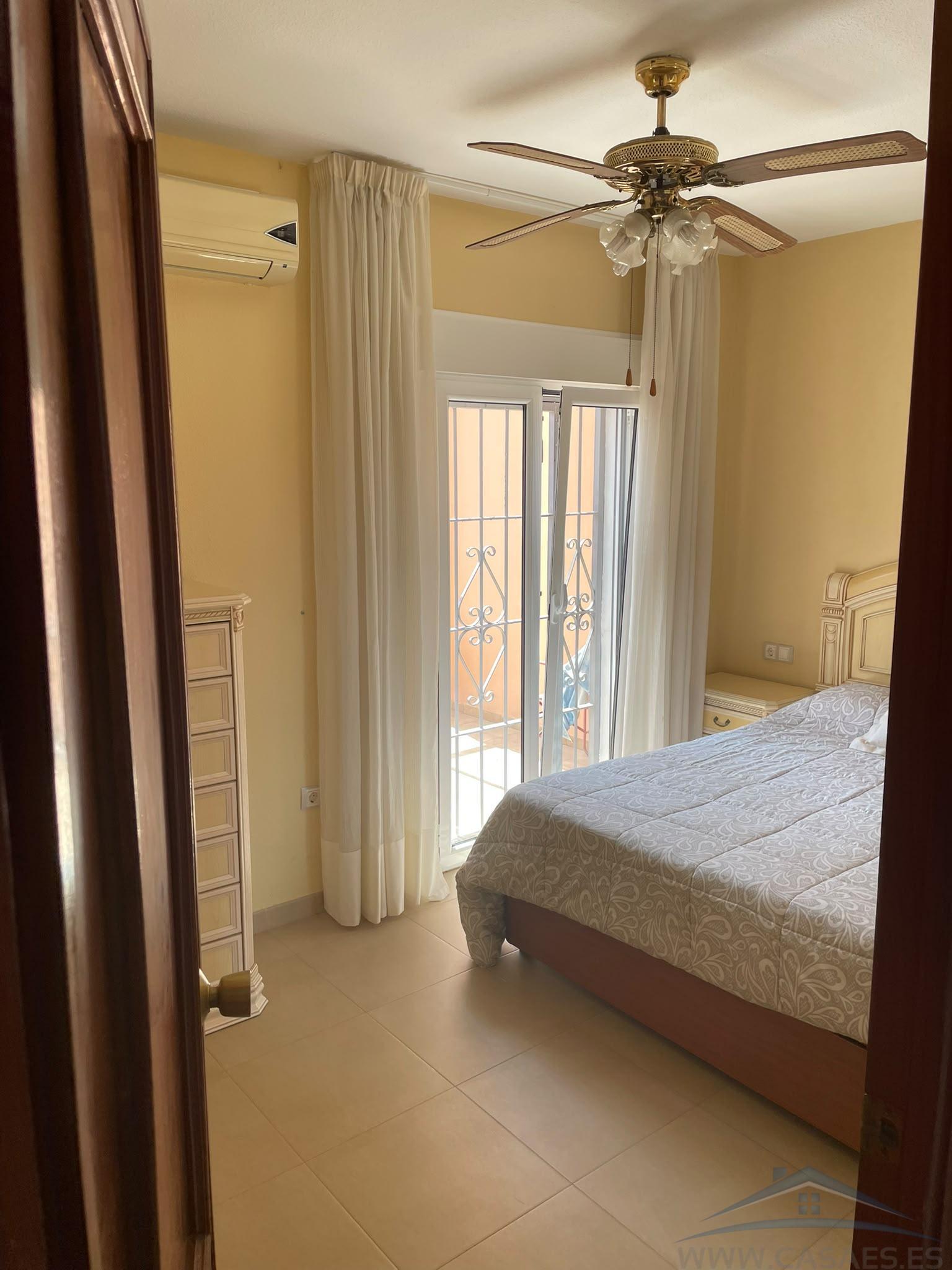 Venta de chalet en Roquetas de Mar