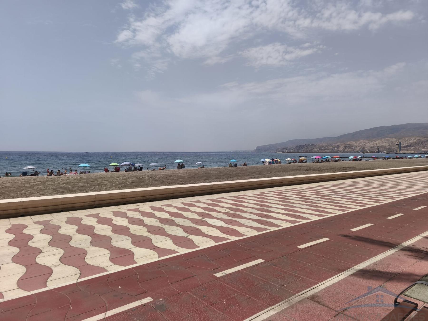 Venta de piso en Almería
