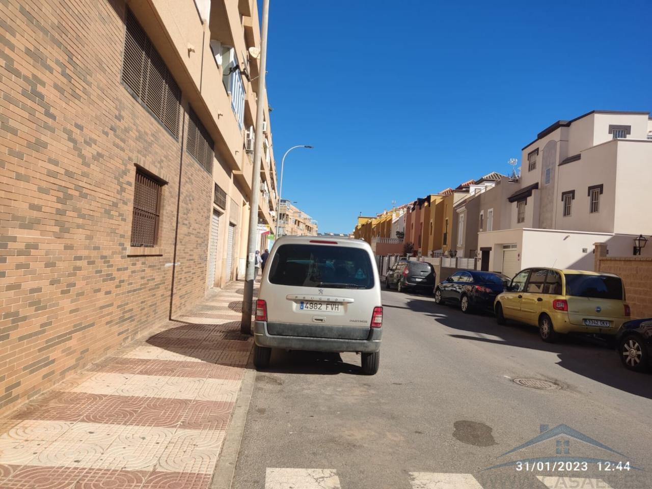 Zu verkaufen von wohnung in
 Roquetas de Mar