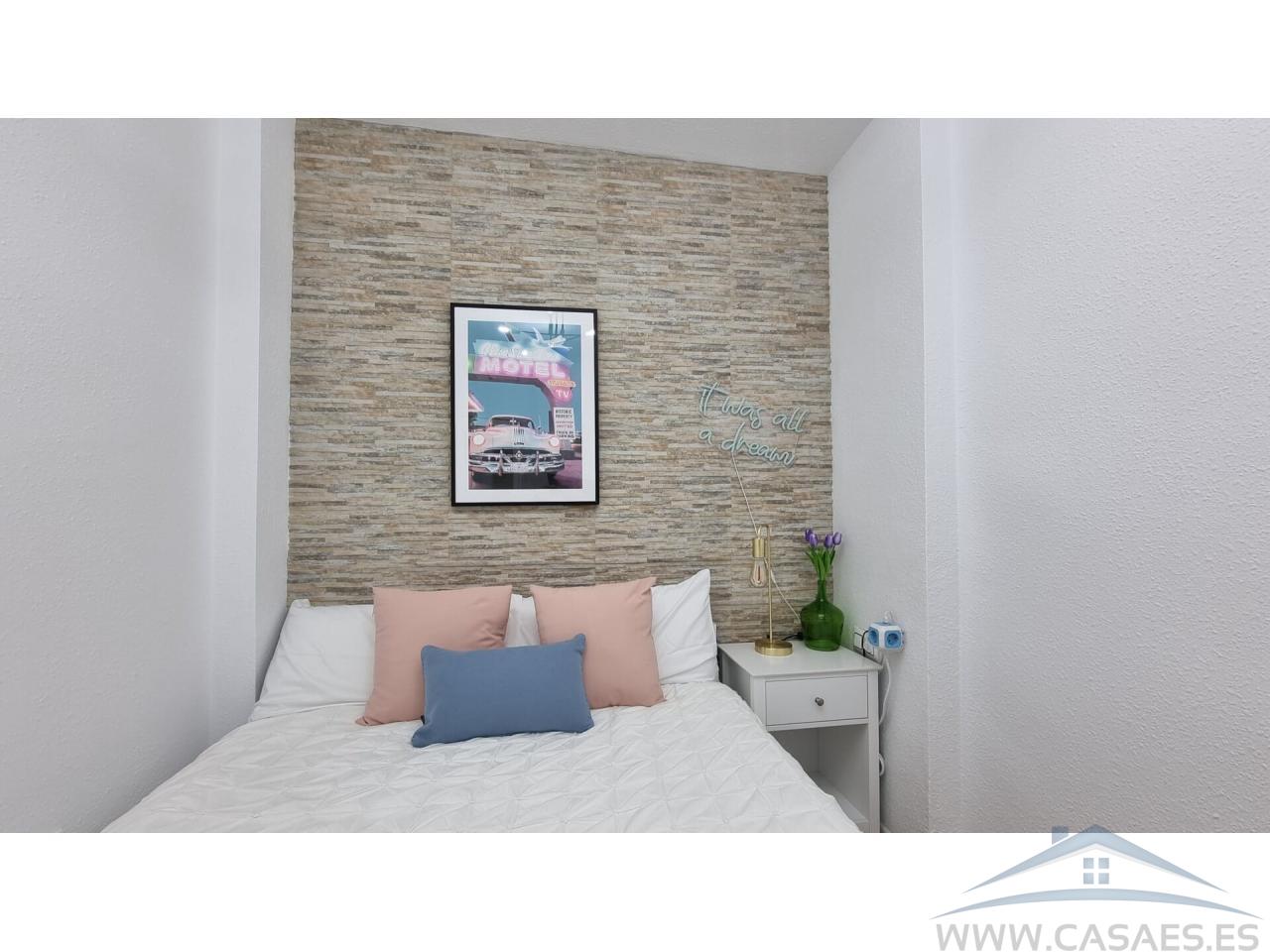 For rent of flat in Roquetas de Mar