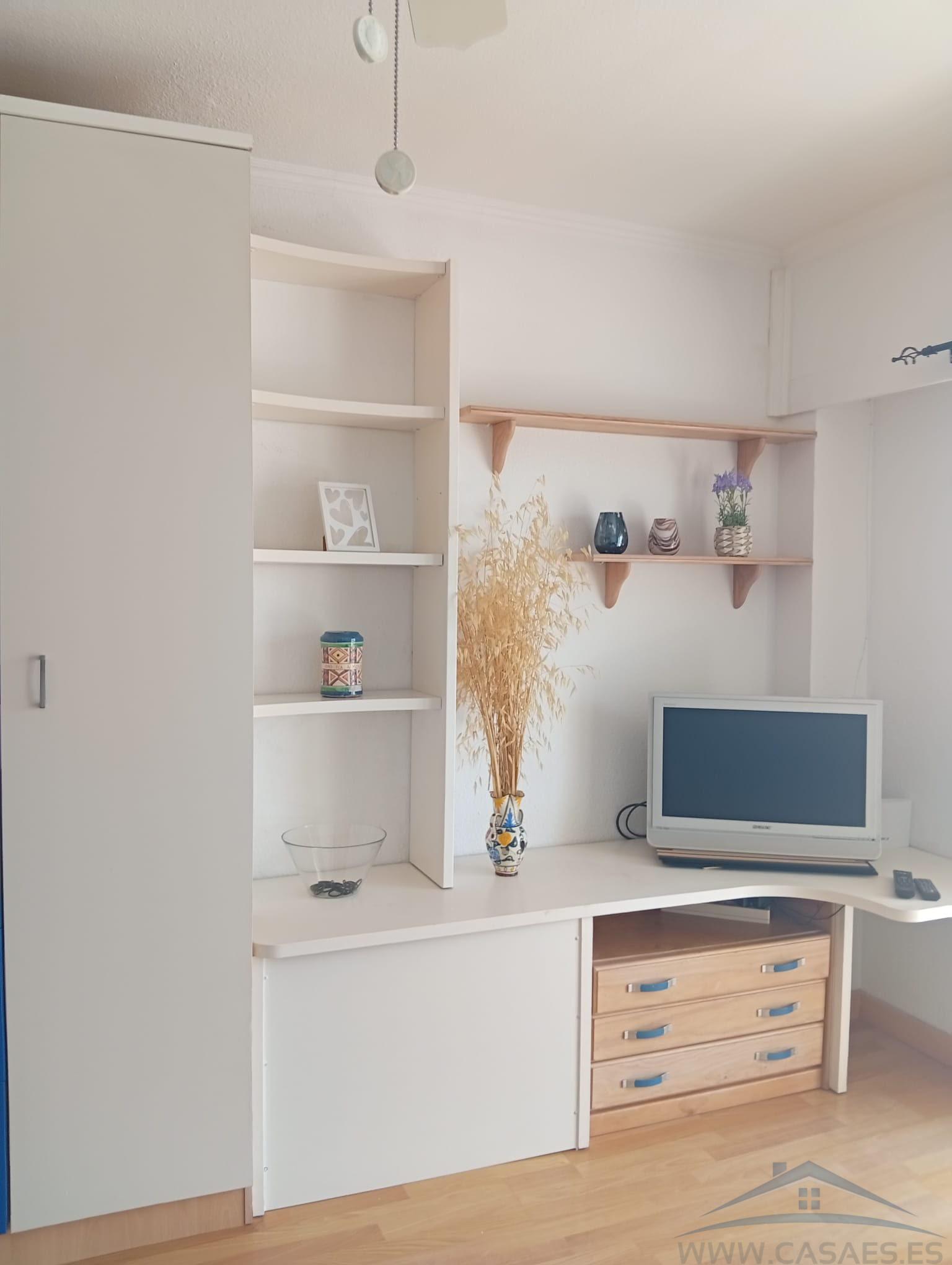 Alquiler de estudio en Aguadulce