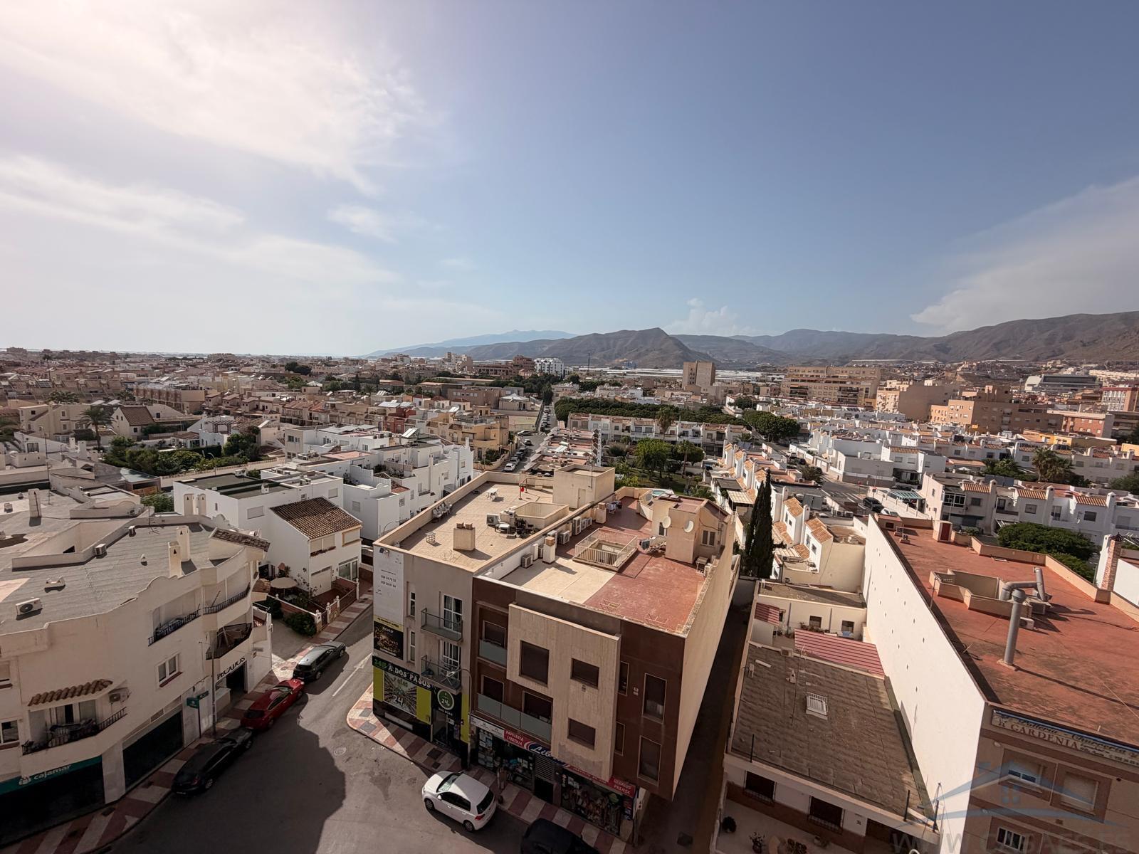 Venta de piso en Roquetas de Mar