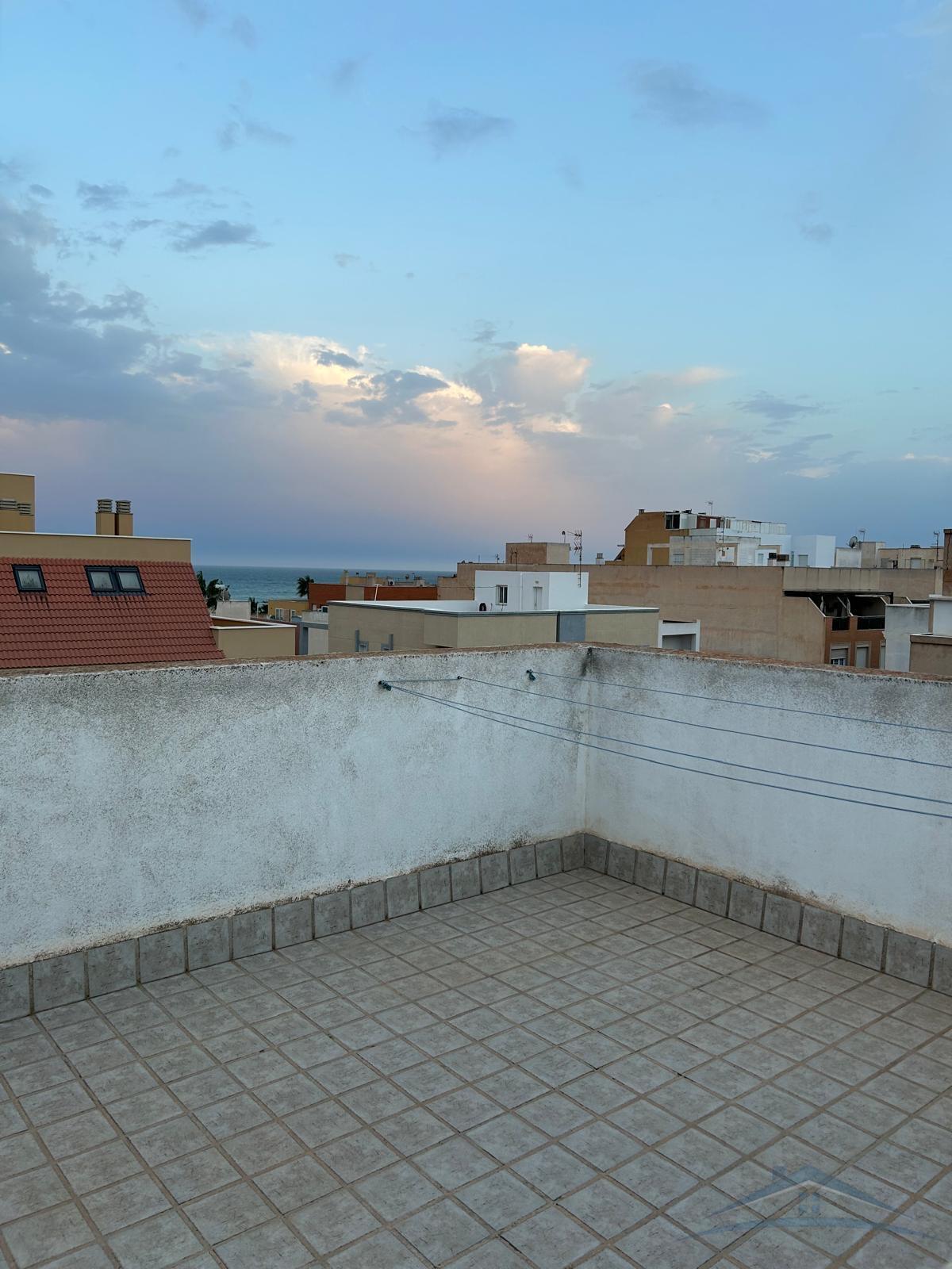 Alquiler de piso en Roquetas de Mar