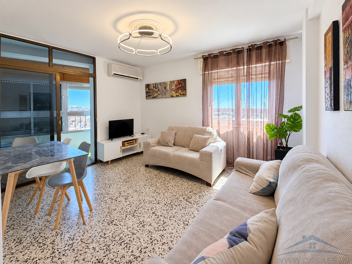 For rent of flat in Almería