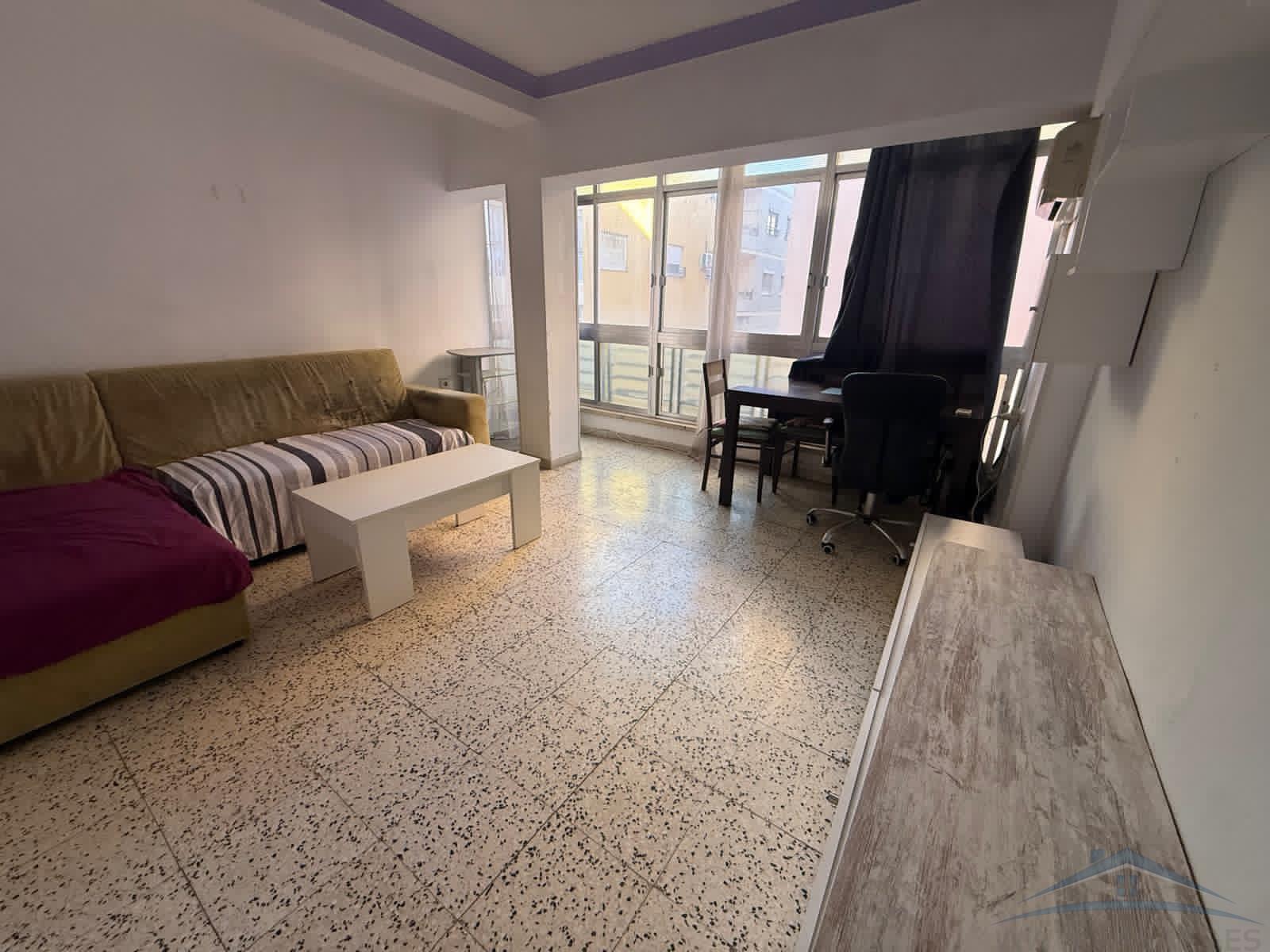 Venta de piso en Almería