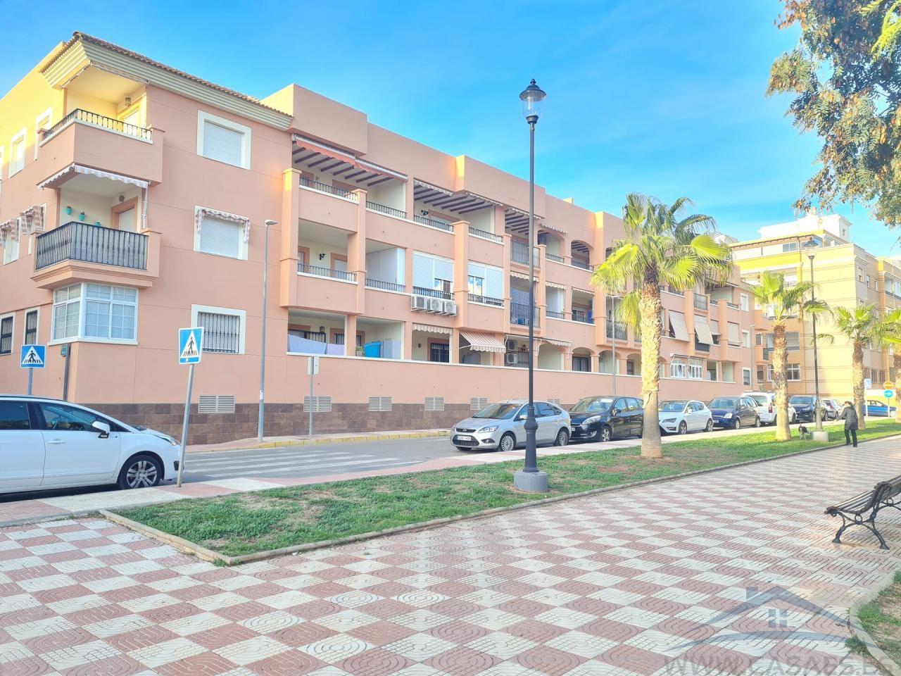 Alquiler de piso en Roquetas de Mar
