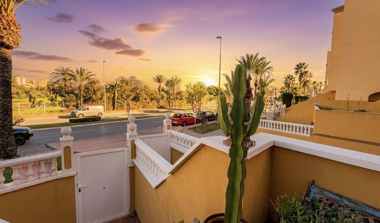 Venta de dúplex en Almerimar