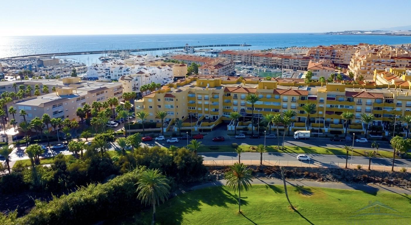 Venta de dúplex en Almerimar