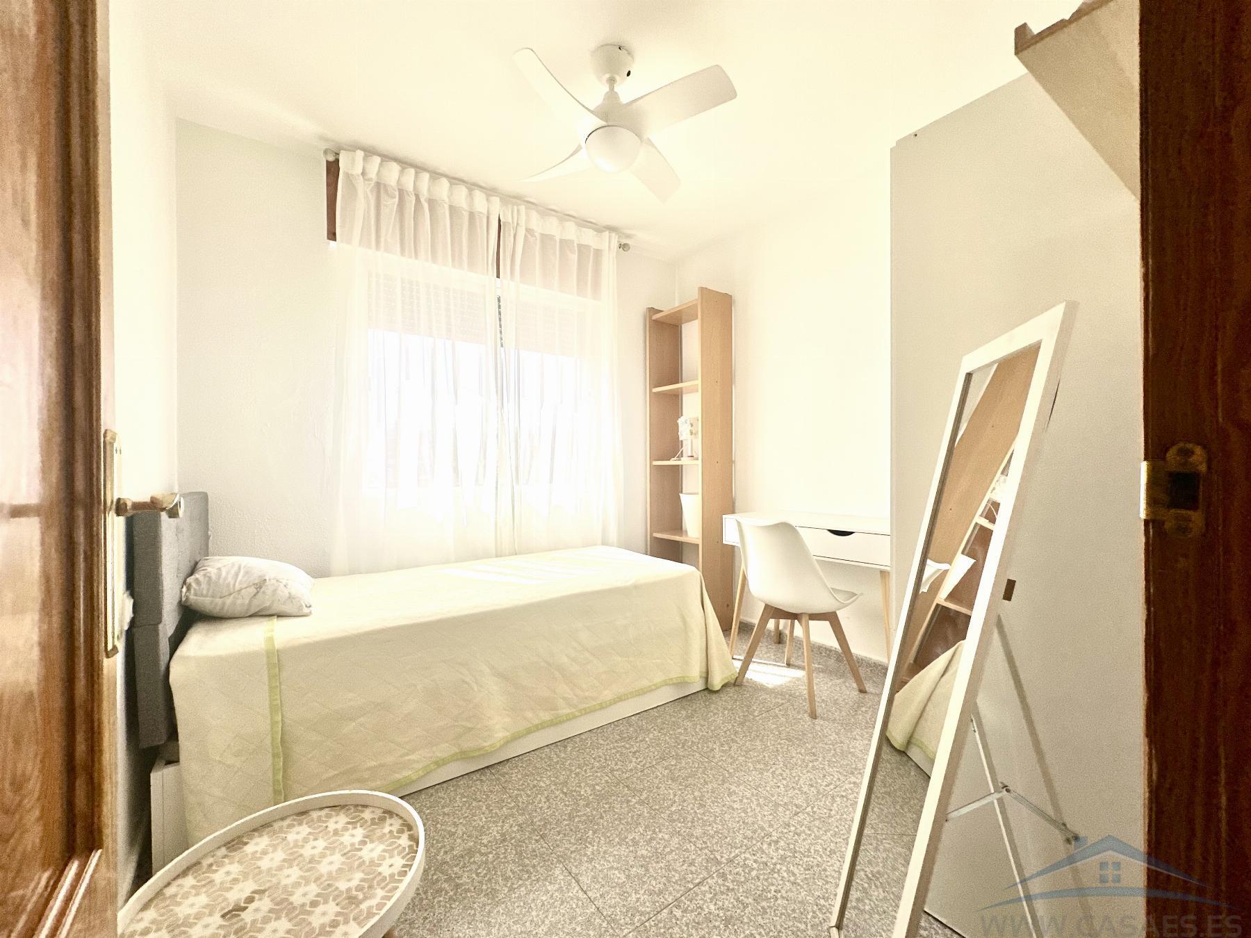 Venta de piso en Almería