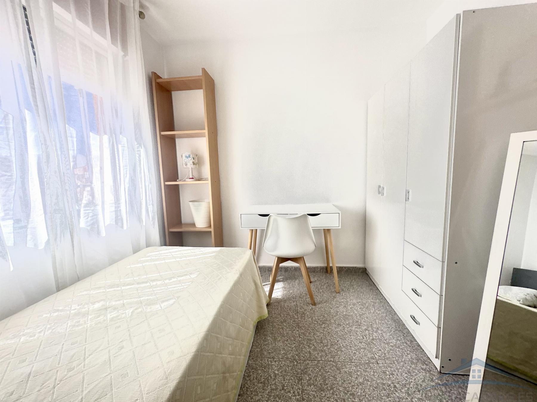 Venta de piso en Almería