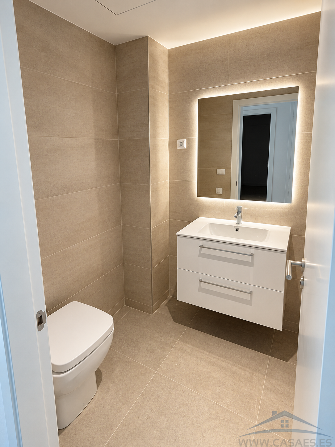 Venta de piso en Estepona