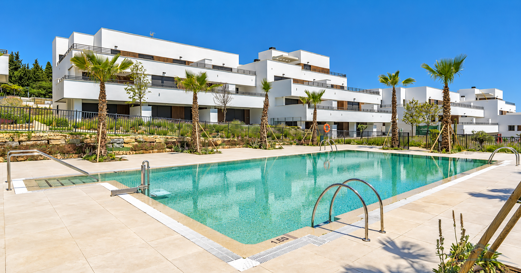 Venta de piso en Estepona