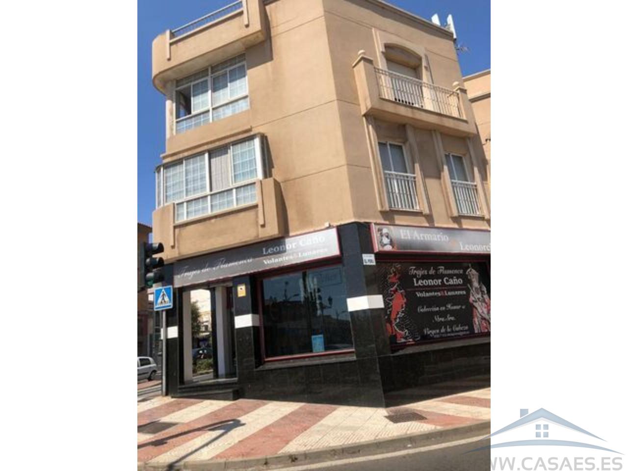 Venta de piso en Roquetas de Mar