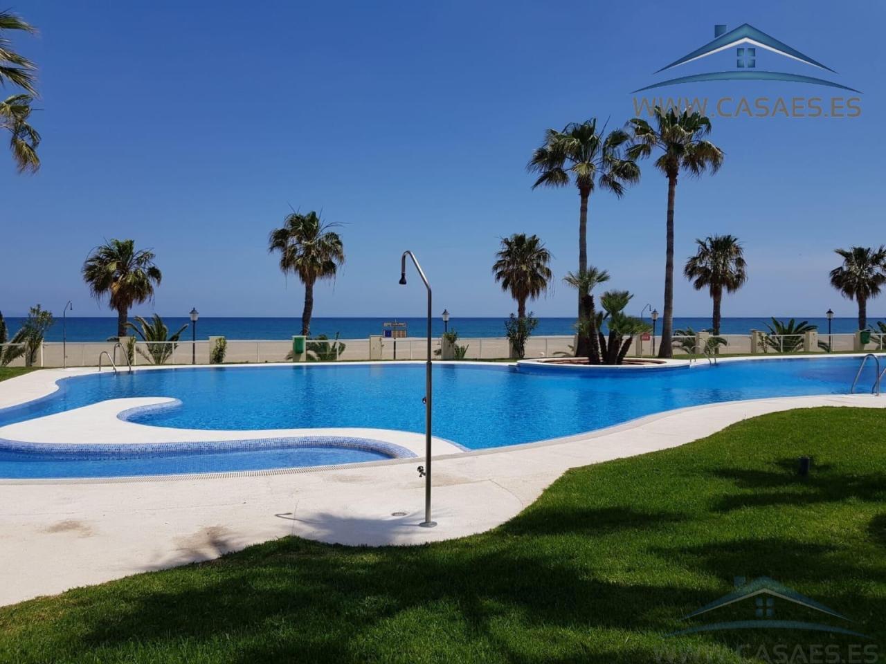 For rent of flat in Roquetas de Mar
