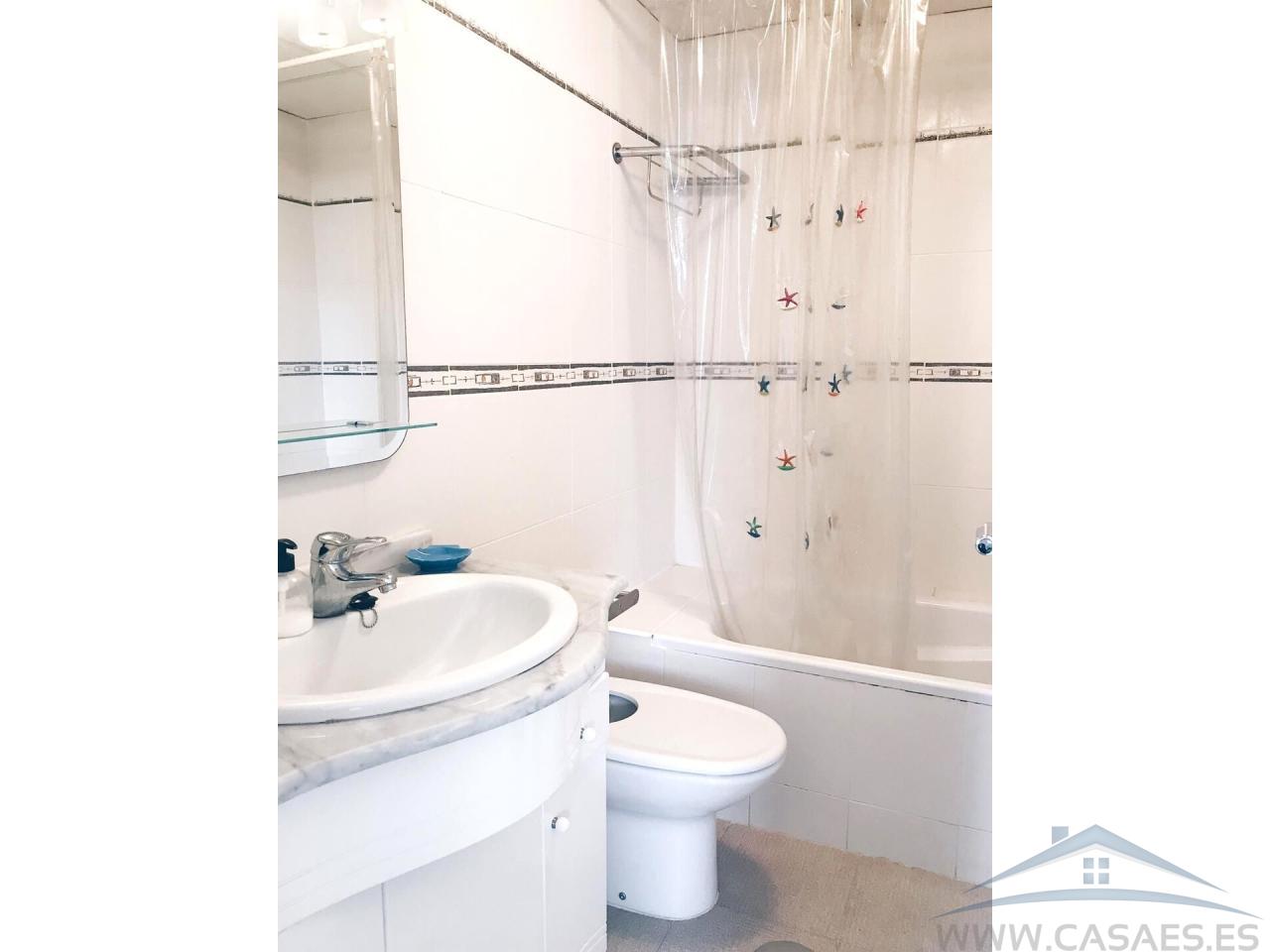 For rent of flat in Roquetas de Mar
