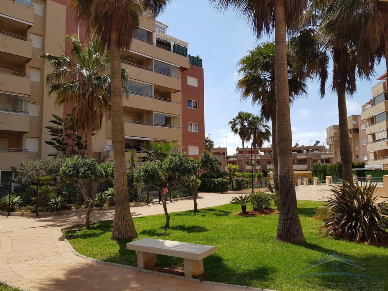 For rent of flat in Roquetas de Mar