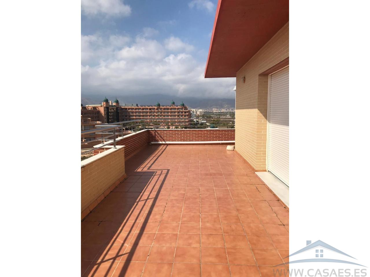 For rent of flat in Roquetas de Mar