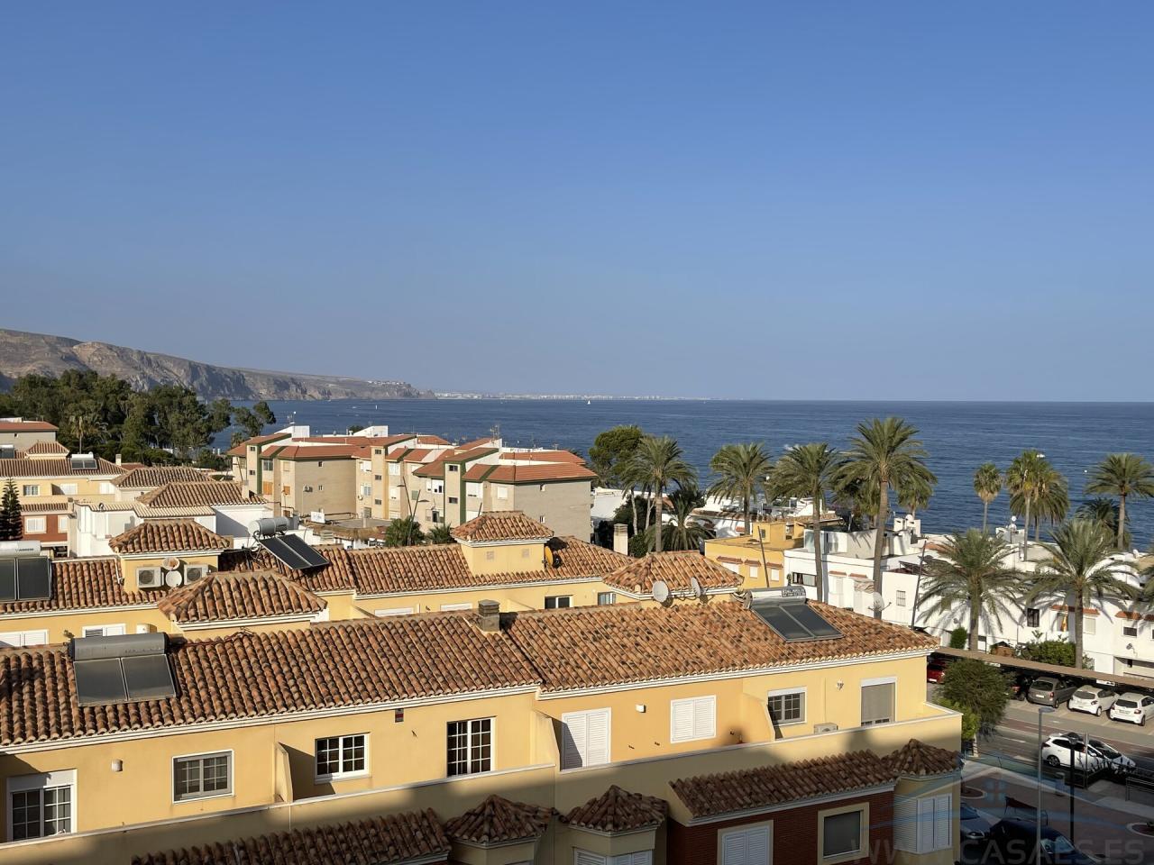 For rent of flat in Roquetas de Mar