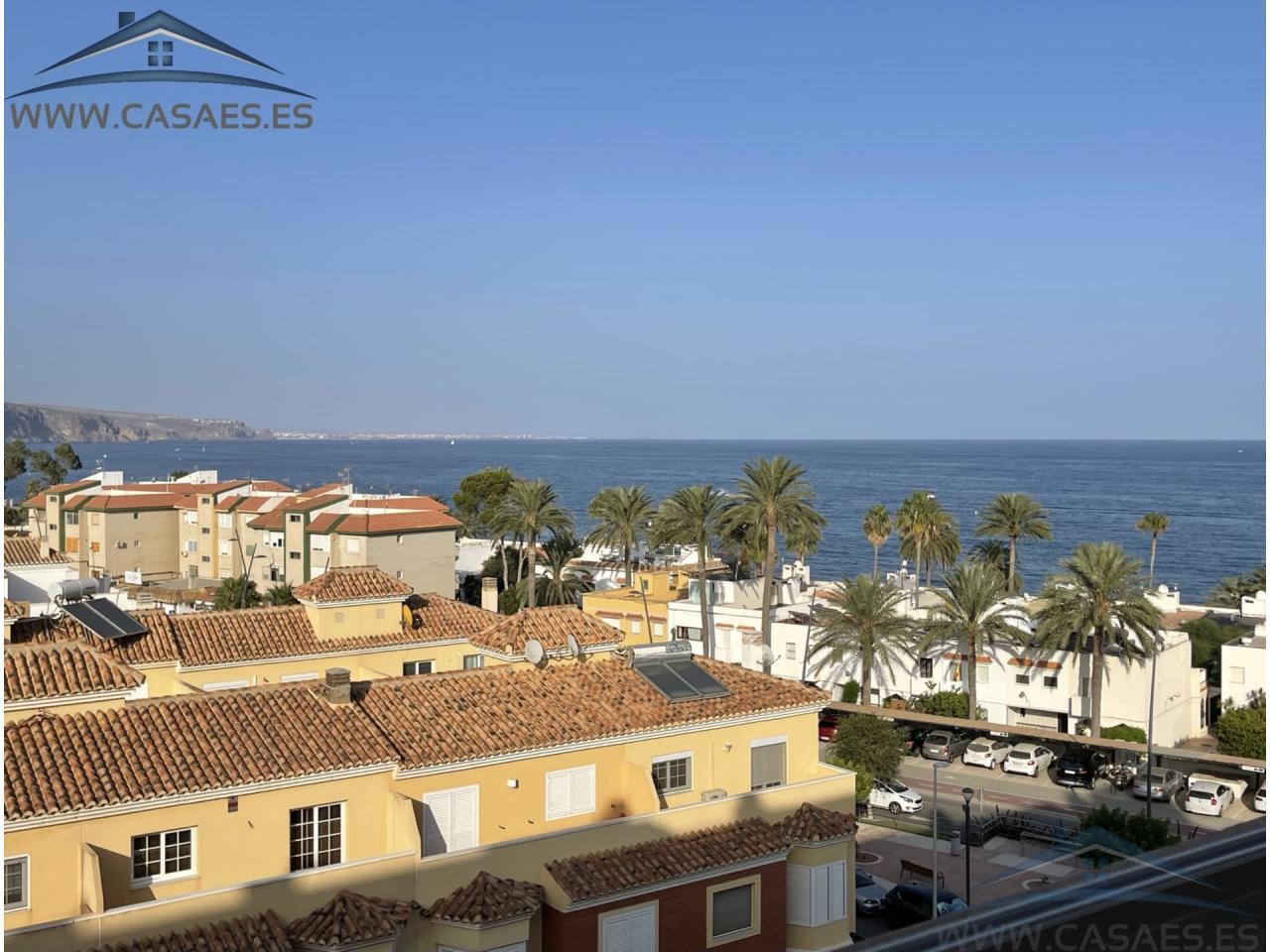 For rent of flat in Roquetas de Mar
