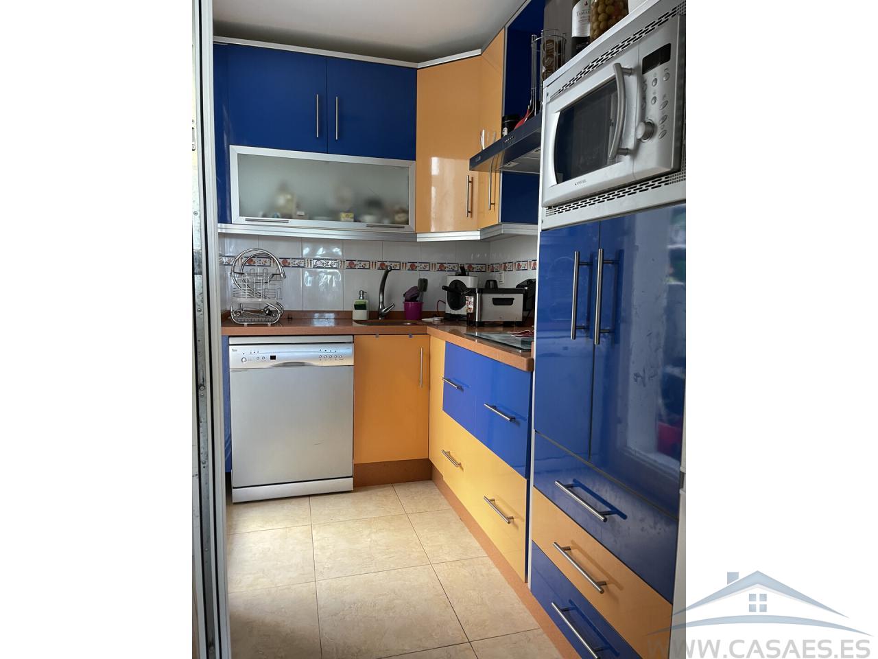For rent of flat in Roquetas de Mar